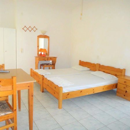 Pagona Hotel Лутра Едипсу Екстериор снимка
