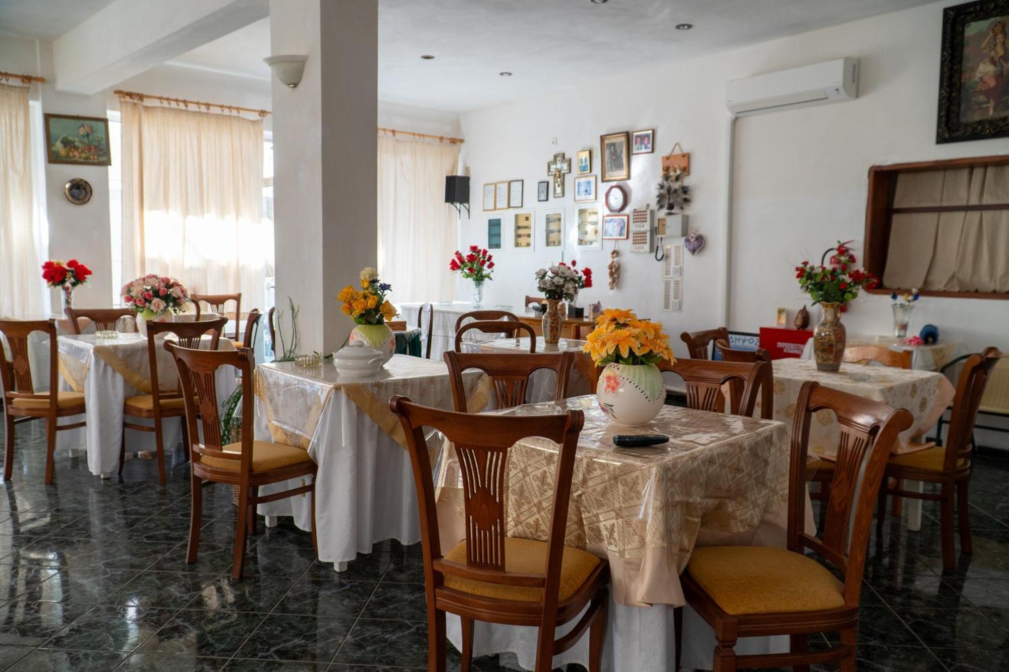 Pagona Hotel Лутра Едипсу Екстериор снимка