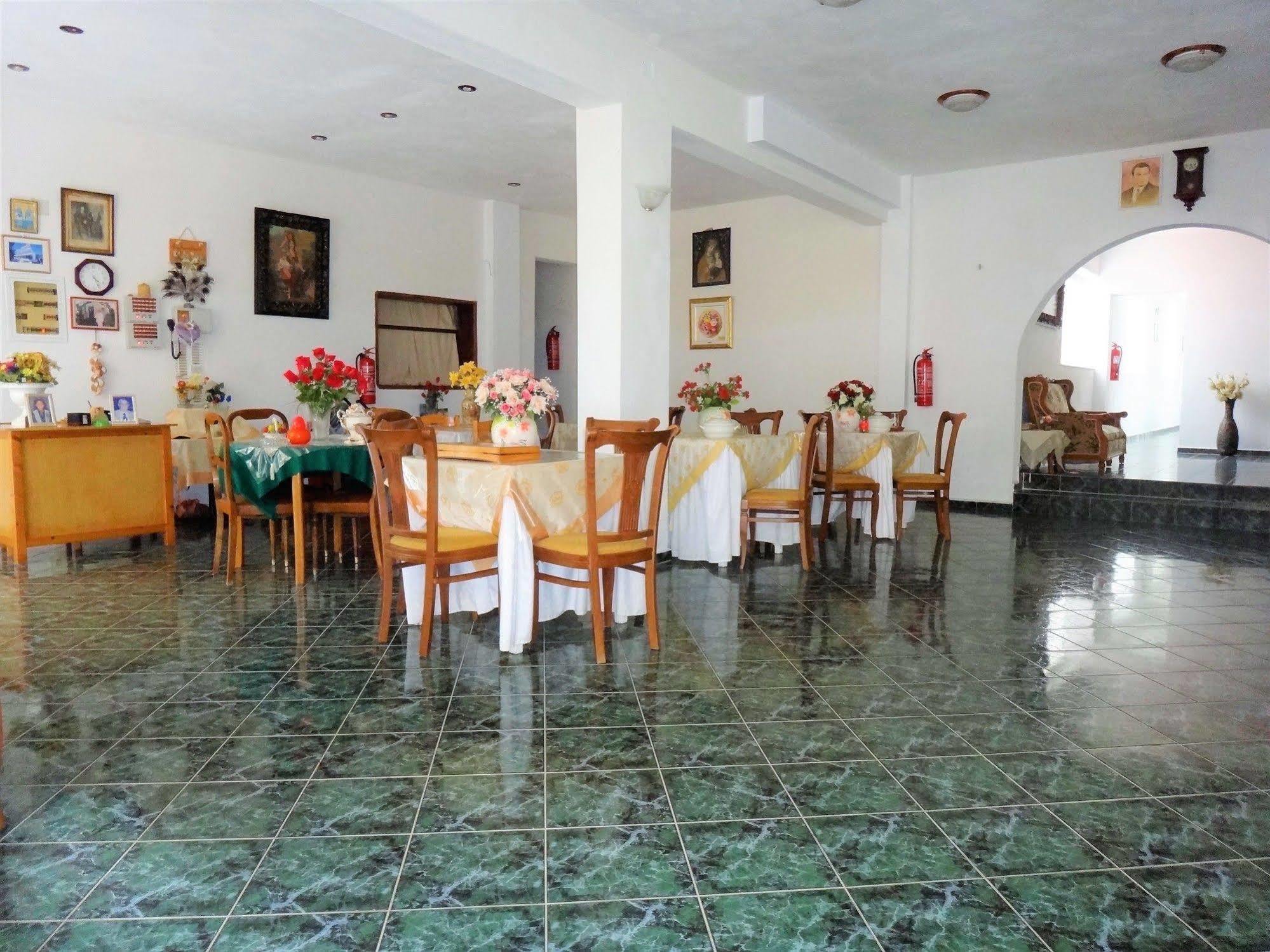 Pagona Hotel Лутра Едипсу Екстериор снимка